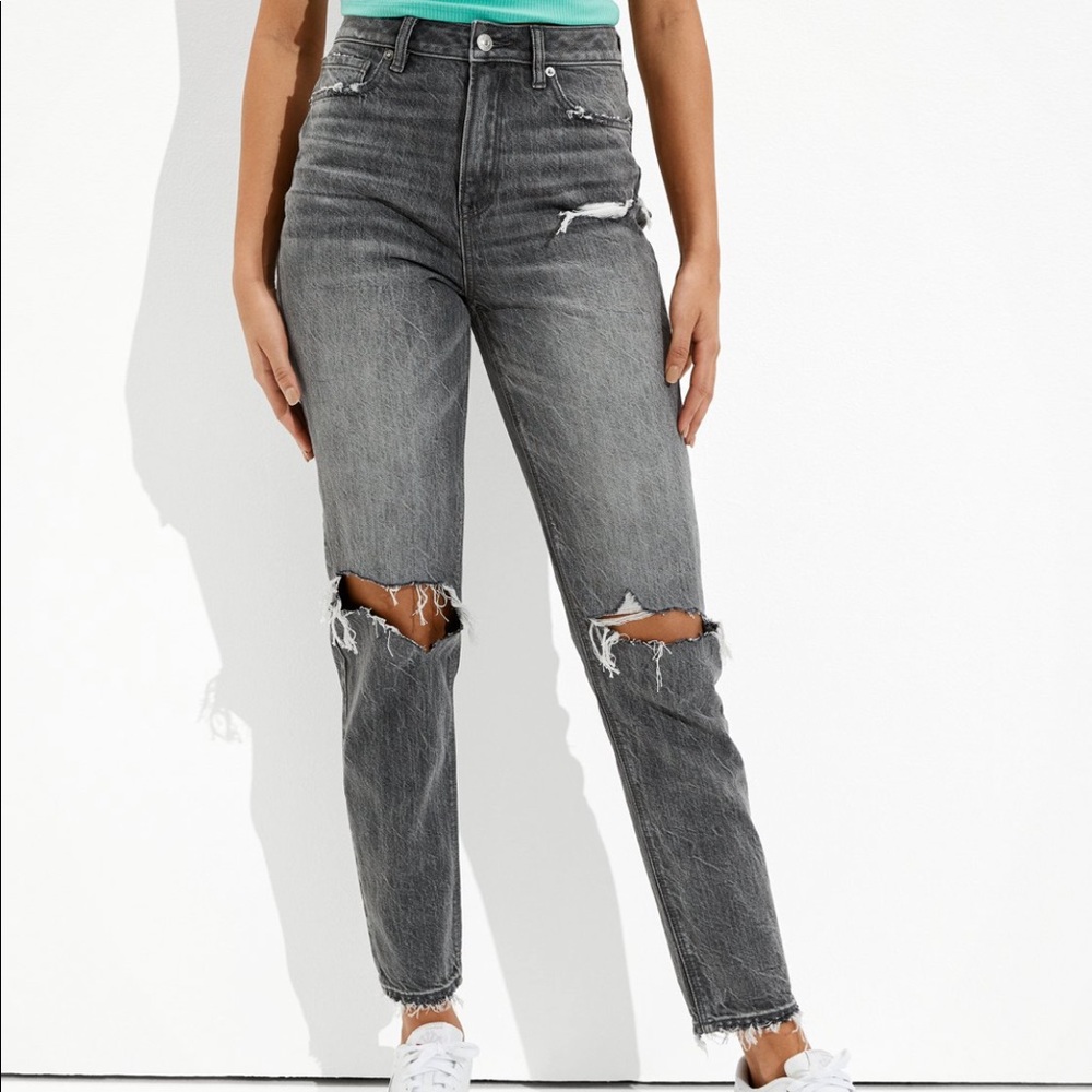 American Eagle Gray Mom jeans